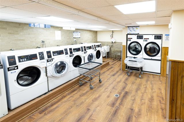 136-59 Jewel Avenue A, Flushing, NY 11367