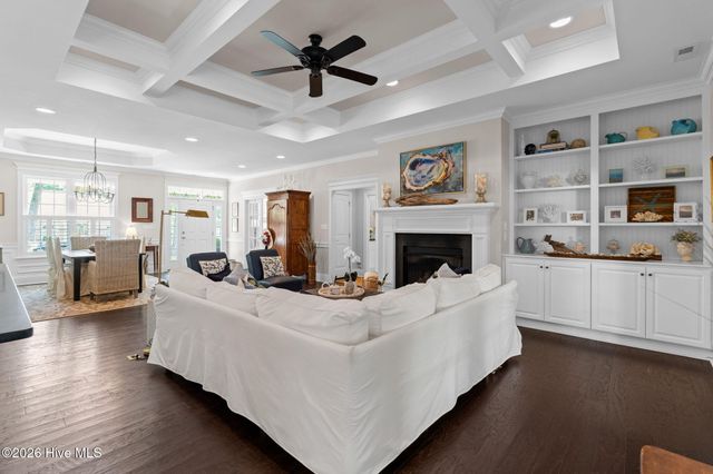 927 Green Pointe Drive, Sunset Beach, NC 28468