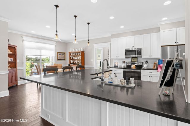 927 Green Pointe Drive, Sunset Beach, NC 28468