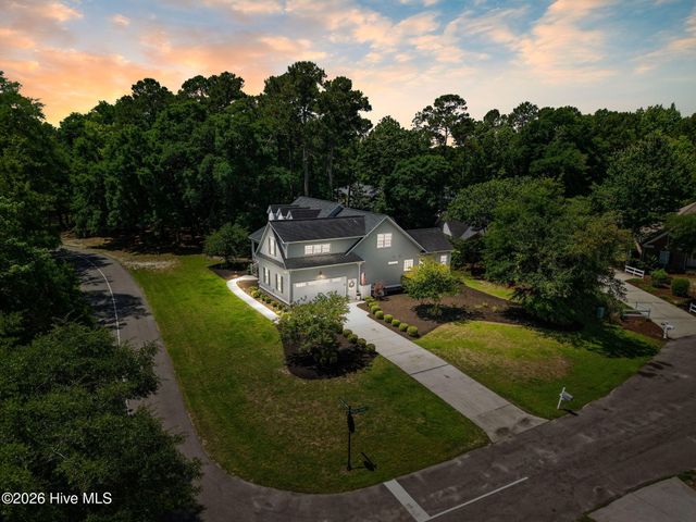 927 Green Pointe Drive, Sunset Beach, NC 28468