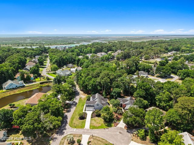 927 Green Pointe Drive, Sunset Beach, NC 28468