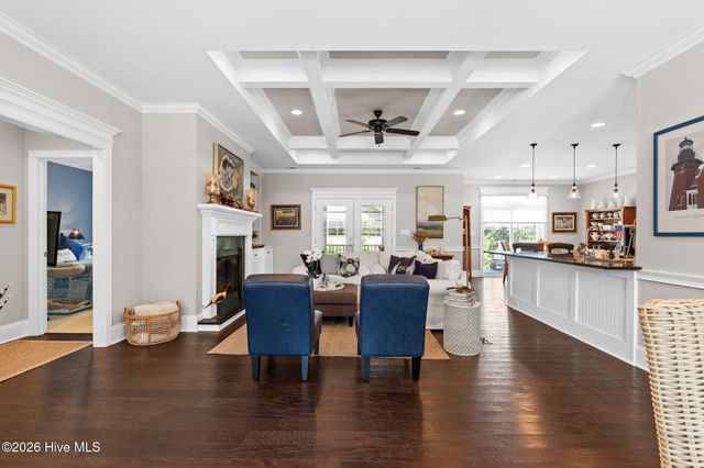 927 Green Pointe Drive, Sunset Beach, NC 28468