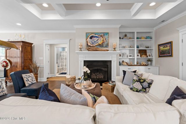 927 Green Pointe Drive, Sunset Beach, NC 28468
