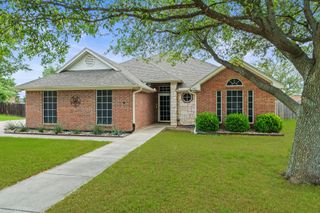1401 Hickory Drive, Pilot Point, TX 76258