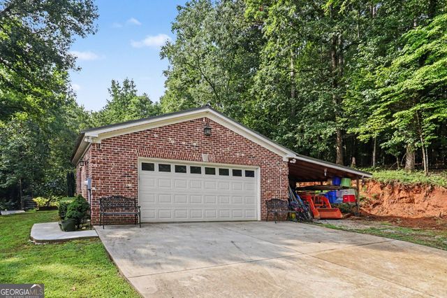 17 Moon Ridge, Newnan, GA 30263