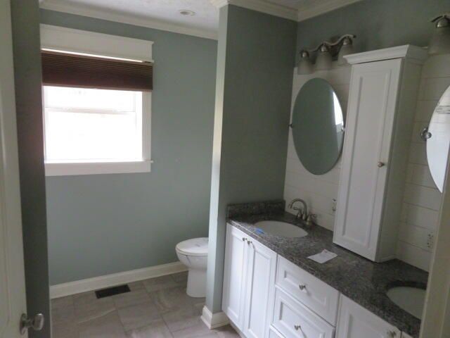 566 Lantern Way, Frenchburg, KY 40322