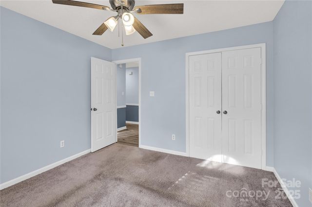 10402 Rolling Glen Court, Charlotte, NC 28214