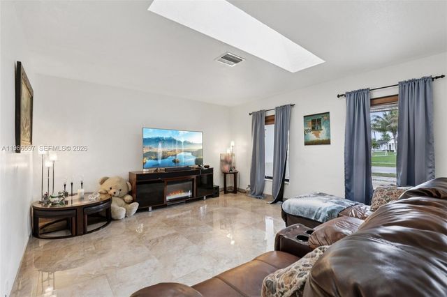 8333 SW 144th Ct, Miami, FL 33183