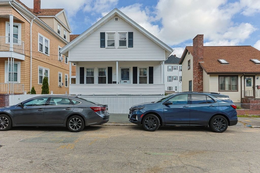 101 Sagamore St, New Bedford, MA 02740