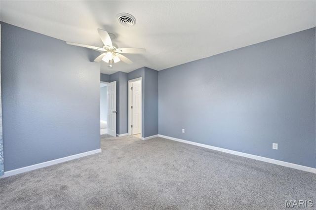 724 Caspian Lane, St Louis, MO 63125