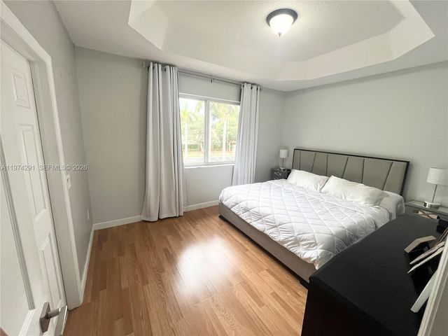 4106 NE 25th St, Homestead, FL 33033