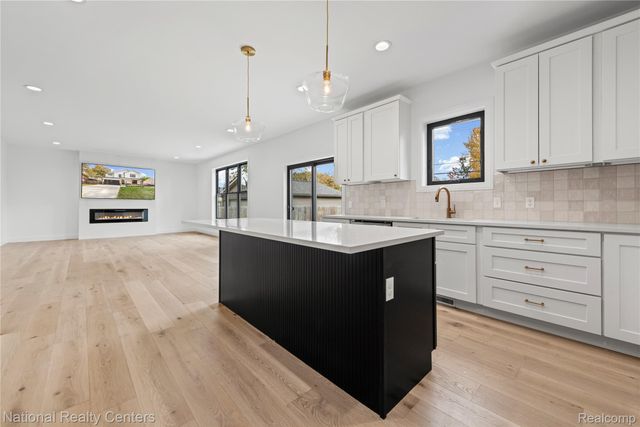 1517 McLean Avenue, Royal Oak, MI 48067