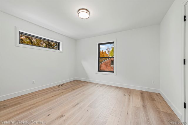 1517 McLean Avenue, Royal Oak, MI 48067