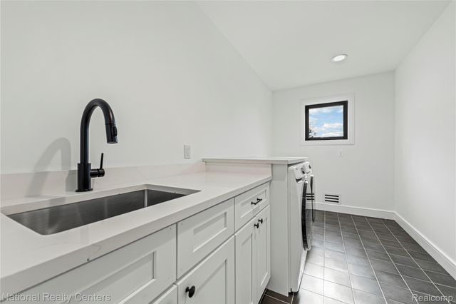 1517 McLean Avenue, Royal Oak, MI 48067