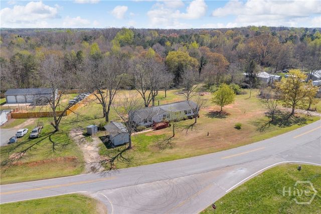 11096 Nowhere Road, Hull, GA 30646