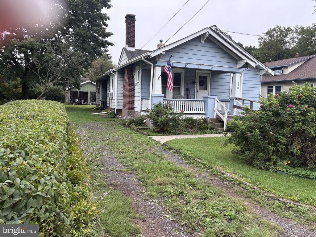 550 E WASHINGTON AVE AVE, NEWTOWN, PA 18940 — photo 4