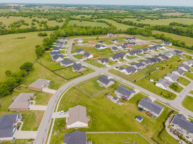 128 Max Cavnes Road, Danville, KY 40422