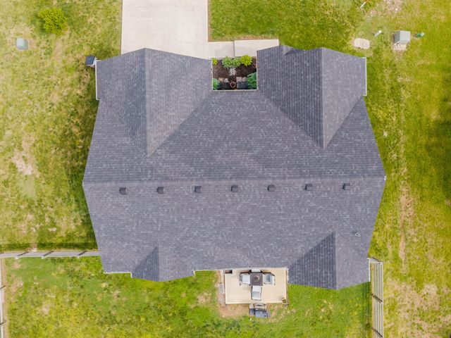 128 Max Cavnes Road, Danville, KY 40422