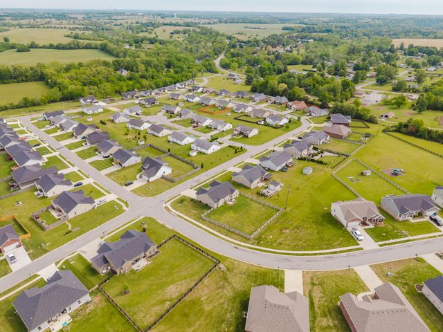 128 Max Cavnes Road, Danville, KY 40422