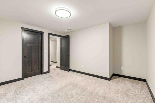 6669 55th Avenue S, Fargo, ND 58104