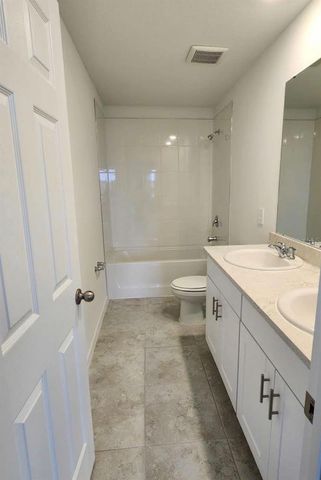 2501 MERSEYSIDE COURT, Haines City, FL 33844