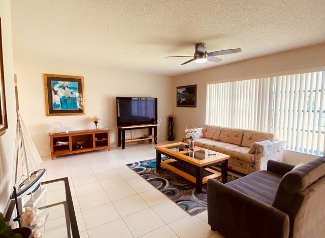 5126 Lakefront Boulevard D, Delray Beach, FL 33484