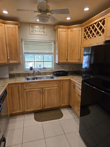 5126 Lakefront Boulevard D, Delray Beach, FL 33484