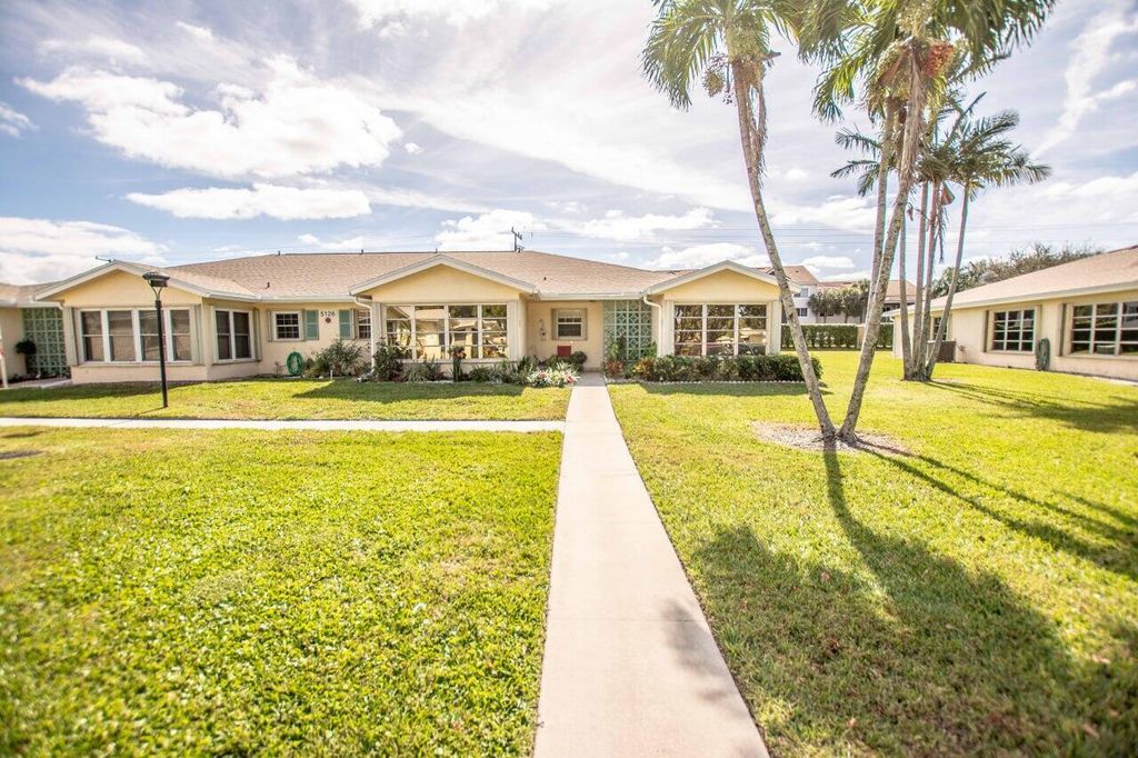 5126 Lakefront Boulevard D, Delray Beach, FL 33484