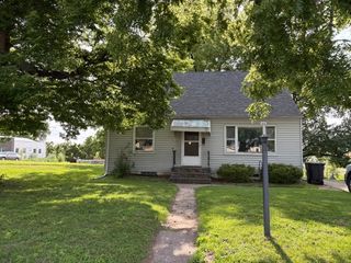 3432 9th Street, Rock Island, IL 61201