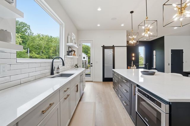 864 Belle Ridge Loop, Bellevue, KY 41073