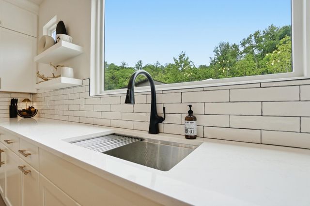 864 Belle Ridge Loop, Bellevue, KY 41073