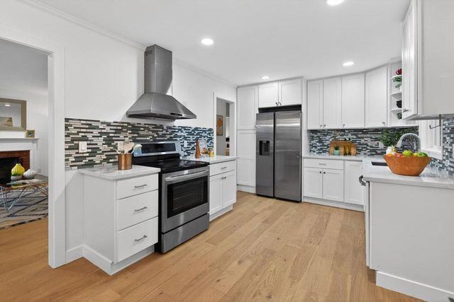 710 W Orange Avenue, South San Francisco, CA 94080