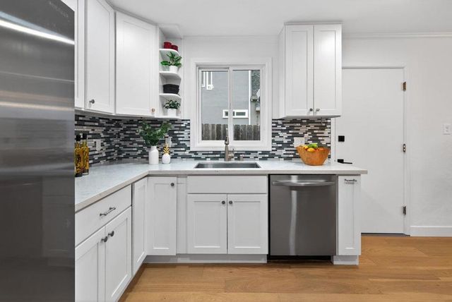 710 W Orange Avenue, South San Francisco, CA 94080