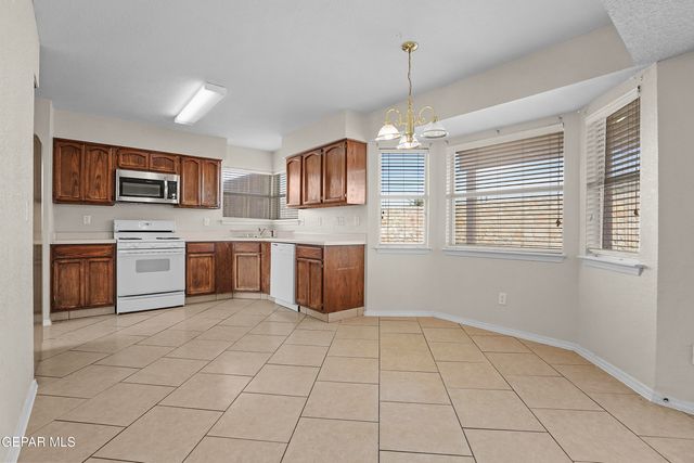 12101 Picasso Drive, El Paso, TX 79936