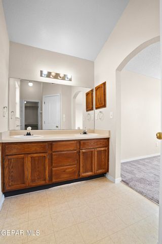 12101 Picasso Drive, El Paso, TX 79936