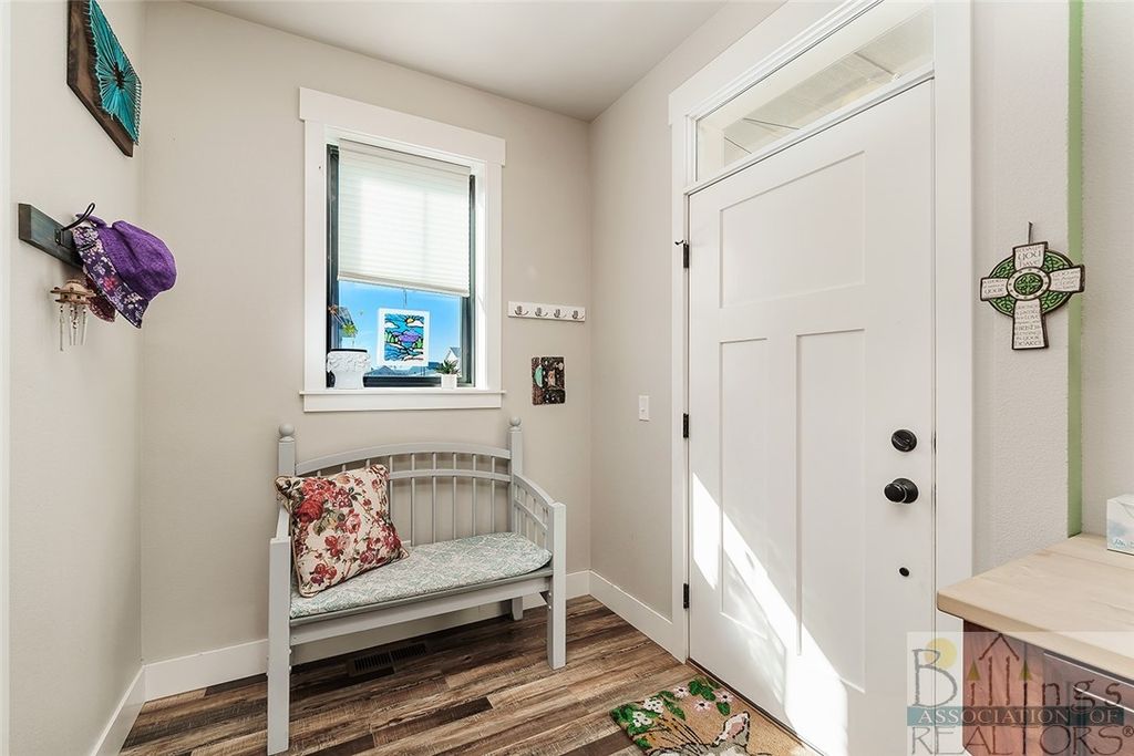 1827 Annas Garden LANE, Billings, MT 59101 photo 2