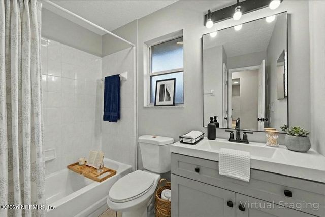 2950 LAKESIDE VILLA Drive, Orange Park, FL 32073