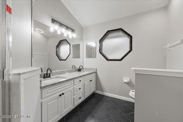 2950 LAKESIDE VILLA Drive, Orange Park, FL 32073