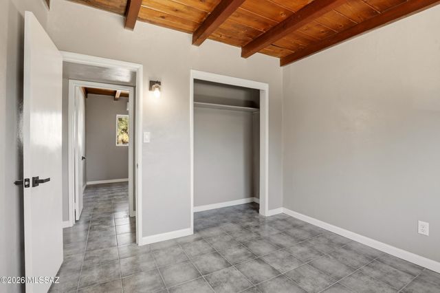 2758 N Montezuma Avenue, Tucson, AZ 85712