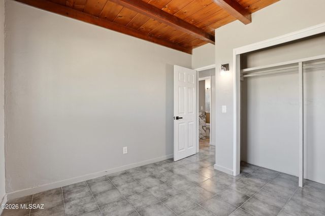 2758 N Montezuma Avenue, Tucson, AZ 85712