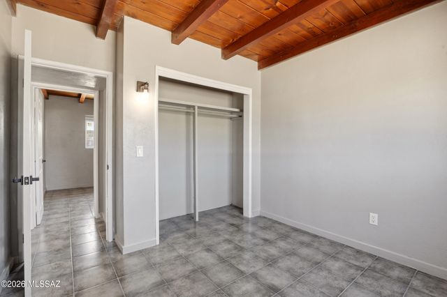 2758 N Montezuma Avenue, Tucson, AZ 85712