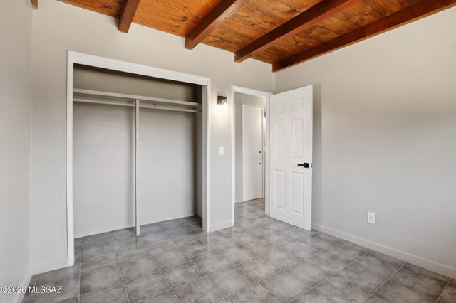 2758 N Montezuma Avenue, Tucson, AZ 85712