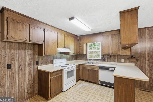 3863 Highway 105, Baldwin, GA 30511