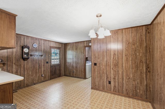 3863 Highway 105, Baldwin, GA 30511