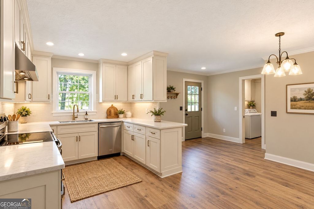 3863 Highway 105, Baldwin, GA 30511 — photo 2