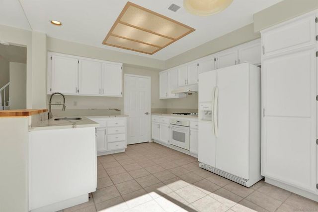 14054 Via Corsini, San Diego, CA 92128