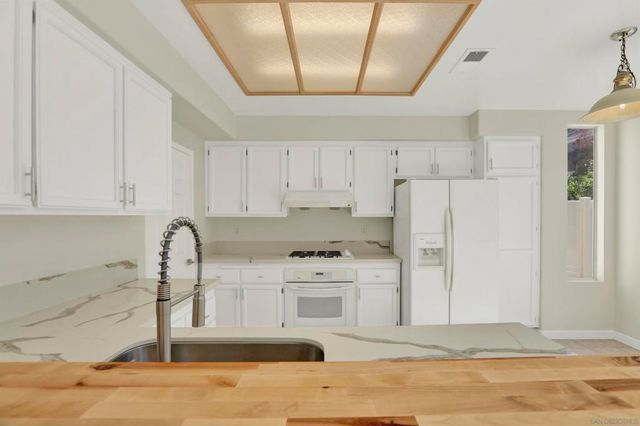 14054 Via Corsini, San Diego, CA 92128