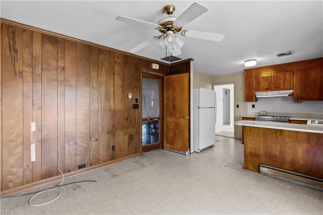 2445 Lindbergh AVE, Chesapeake, VA 23325