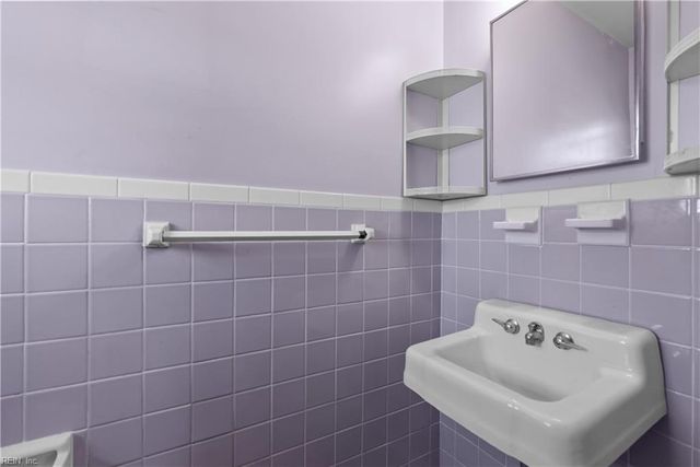 2445 Lindbergh AVE, Chesapeake, VA 23325