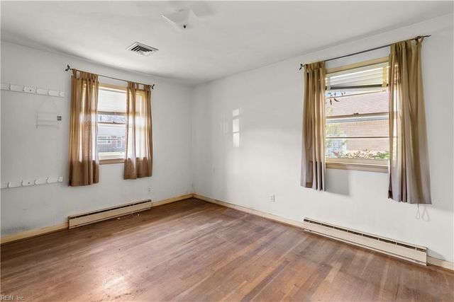 2445 Lindbergh AVE, Chesapeake, VA 23325